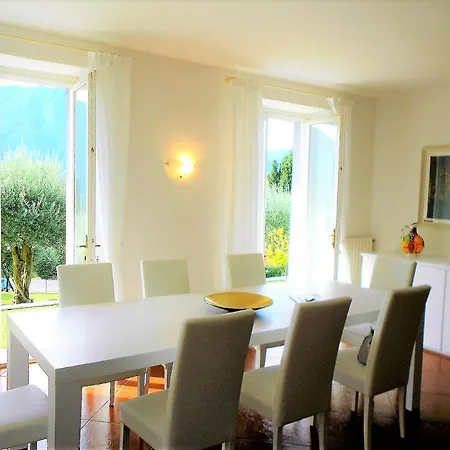 Oliva Villa Tremezzo