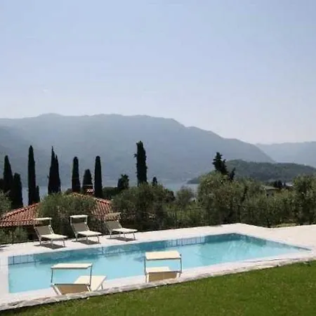 Oliva Villa Tremezzo